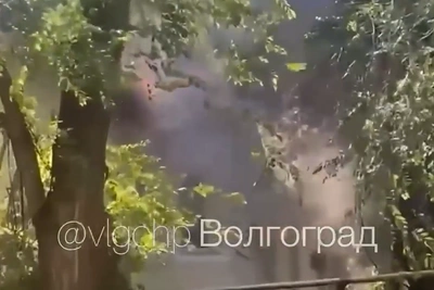 Волгоградцы сняли на видео пожар в Бекетовке