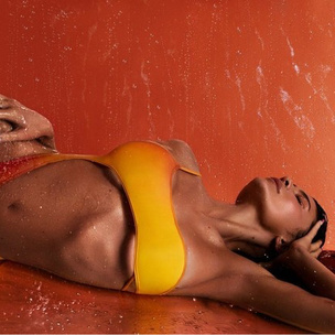Сексуальный купальник-монокини как у Кайли Дженнер — лучшая покупка уходящего лета