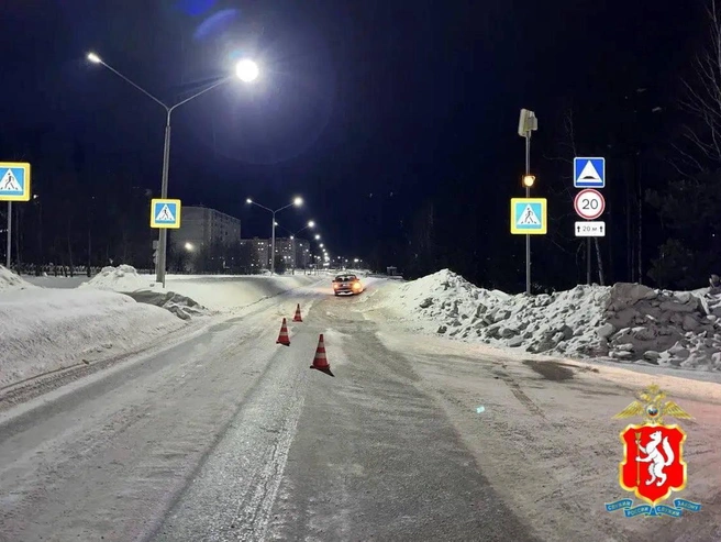 В Лесном наезд на женщину произошел на нерегулируемом пешеходном переходе. | Источник: ГИБДД по Свердловской области