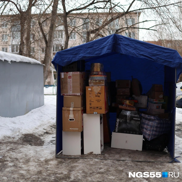 Волонтеры помогают нуждающимся | Источник: Евгений Софийчук / NGS55.RU
