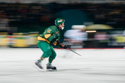 Водник и СКА-Нефтяник завершили первый тайм вничью