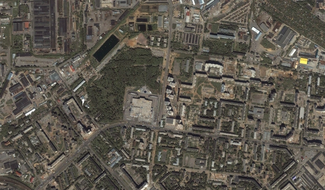 Слева — 2006 год, справа — 2024-й | Источник: earth.google.com