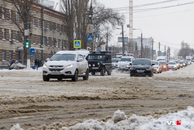 Красный горел 5 секунд, зеленый — 1–2 секунды | Источник: Алексей Волхонский / V1.RU