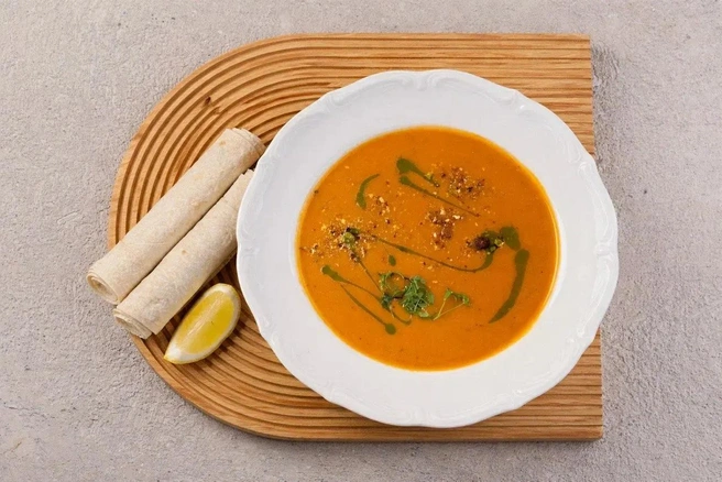 Чечевичный суп | Источник: Yiayia