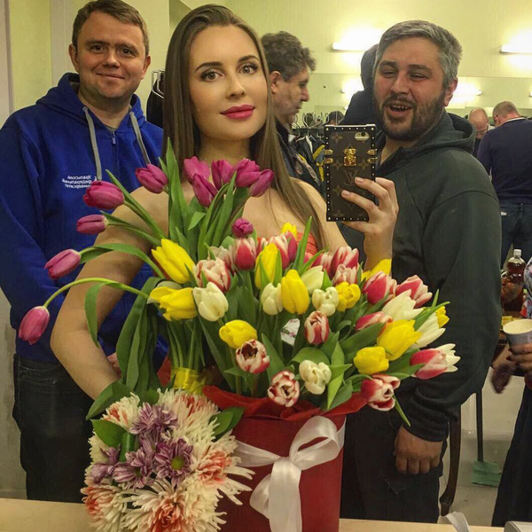 Юлия Михалкова оправдалась за слабость к щедрым мужчинам