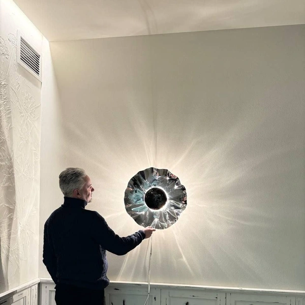 Футуристический светильник | Источник: личный архив Владимира Кашина