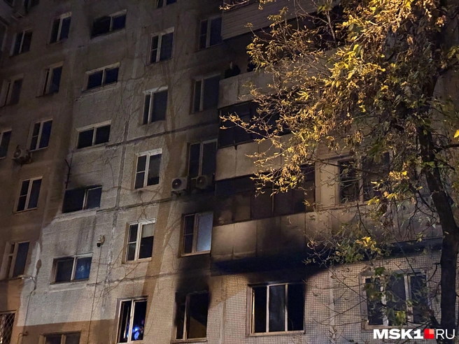 Фото выгоревшей квартиры | Источник: Андрей Кузнецов / MSK1.RU