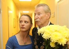 Четвертая жена Ивана Краско Наталья Шевель, которая на 60 лет моложе артиста, не приехала на его похороны