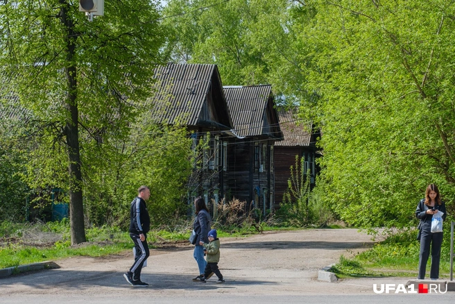 Одни из немногих оставшихся бараков | Источник: Булат Салихов / UFA1.RU