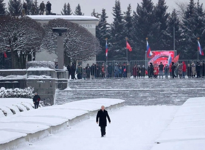 В Санкт-Петербурге из-за визита Путина блокадницу не пустили на Пискаревское кладбище | ya62.ru