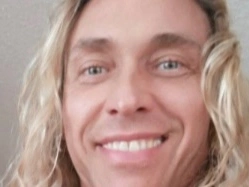 Глушко о запрете въезда Королевой на Украину: «У нас были распроданы почти все билеты»