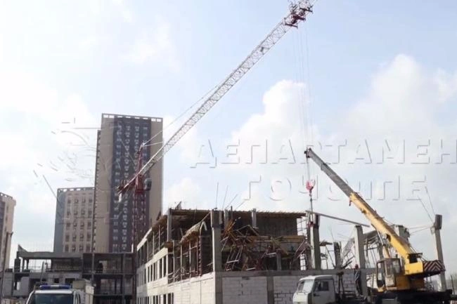 Инцидент произошел на стройке нового объекта в ЖК | Источник: пресс-служба ГОЧСиПБ / Telegram.org