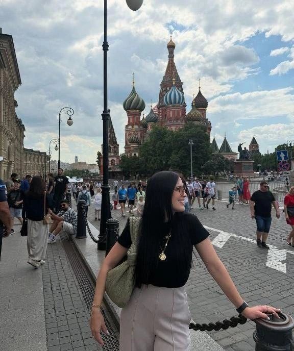 У Марианы есть фотографии и из Москвы | Источник: marianamazzoni / Instagram.com (экстремистская организация, деятельность запрещена на территории РФ)