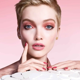 Pure Glow: 7 незаменимых средств для создания весеннего макияжа