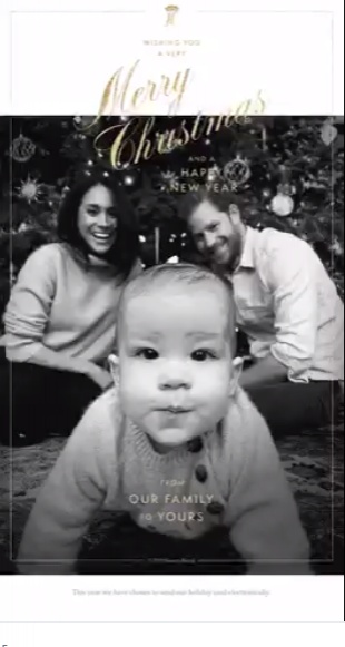 Семимесячный сын принца Гарри и Меган Маркл стал главным героем их рождественской открытки