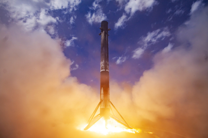 SpaceX вернула на Землю очередную ступень ракеты Falcon 9