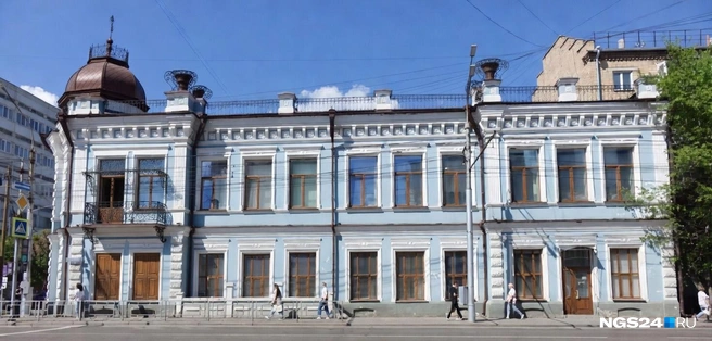 Мы попробовали примерно визуализировать то, как здание будет выглядеть после реставрации | Источник: Геннадий Денисов / NGS24.RU