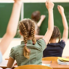11-летняя школьница, которой одноклассница нанесла 126 ножевых ранений, выжила, но ей предстоит операция