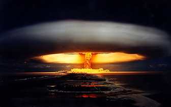 Почему ядерный взрыв имеет форму гриба?