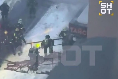 Трое человек эвакуированы из горящего SPA-центра в Жулебино