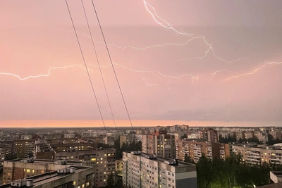 Мощные очаги облачности принесут ливни и грозы в Центральную Россию