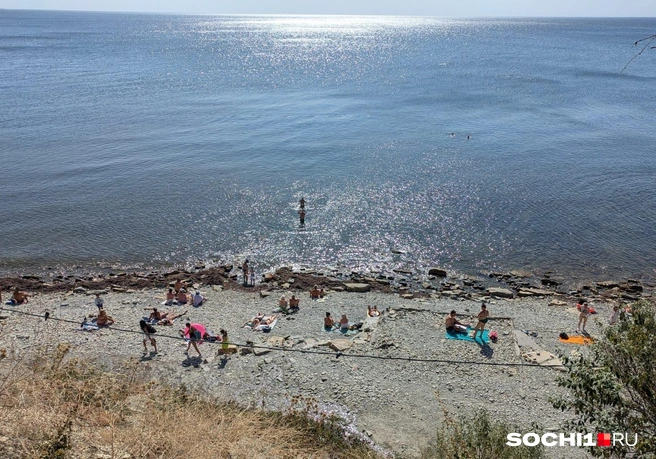 В Геленджике море сильно бодрит — около +24 градусов | Источник: Оксана Витязь / SOCHI1.RU