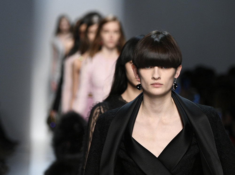 Fashion director notes: акценты миланского показа Ermanno Scervino | marieclaire.ru