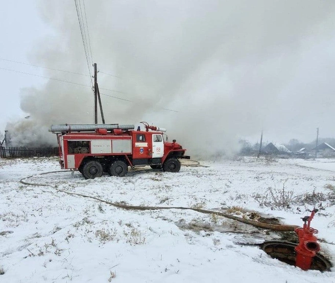 В шоковом состоянии: сибирячка пострадала из-за взрыва газового баллона — хроника | Источник: СК по Новосибирской области 