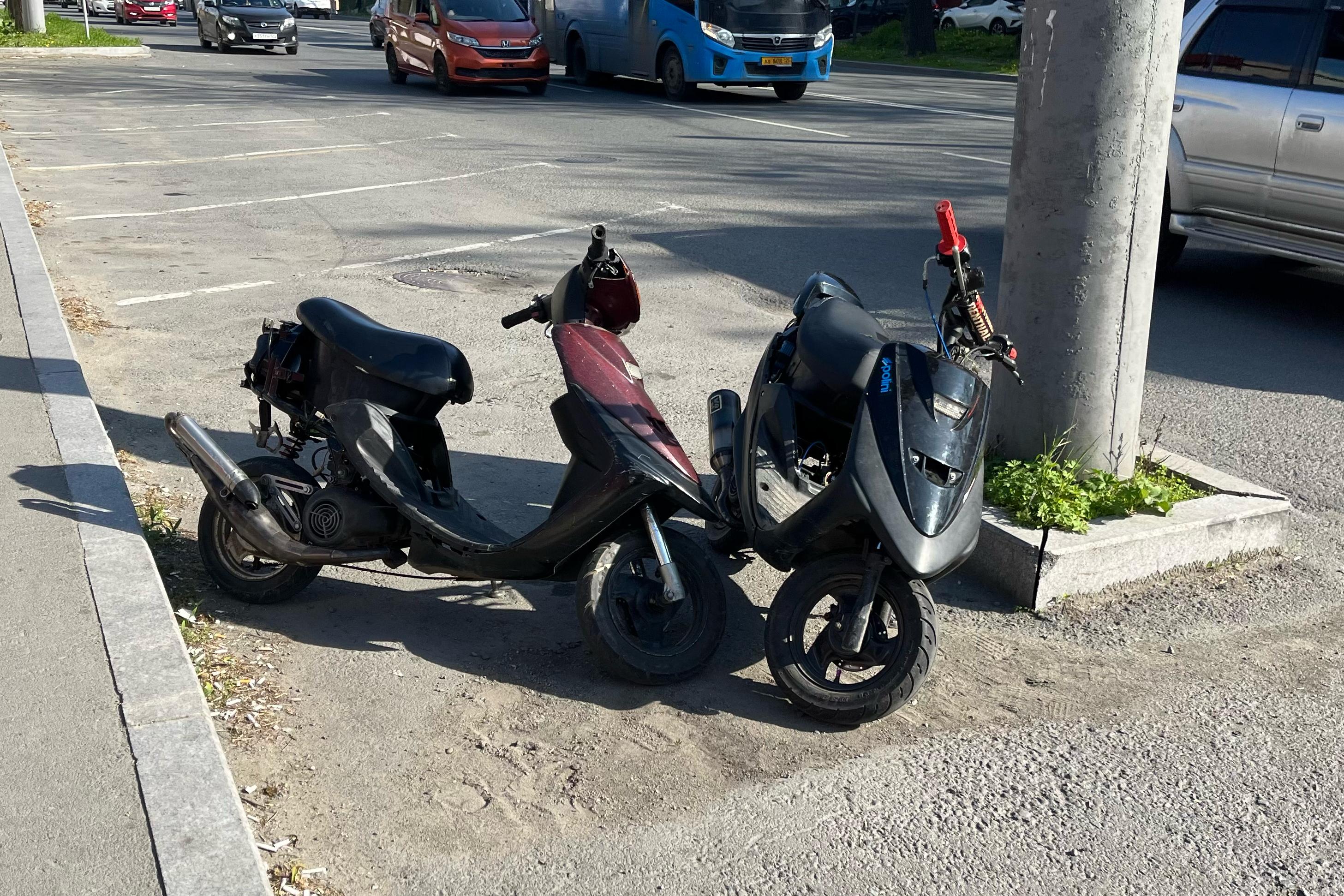 Защита от безумцев на питбайках: в Оренбуржье могут запретить продавать бензин подросткам