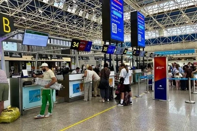 Аэропорт Сочи обслуживает 37 тысяч пассажиров