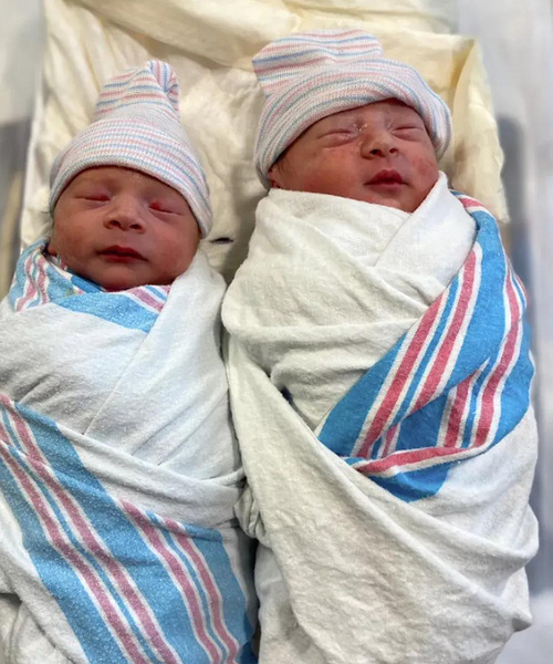 Американка родила близнецов с разницей в несколько минут, но в разные годы