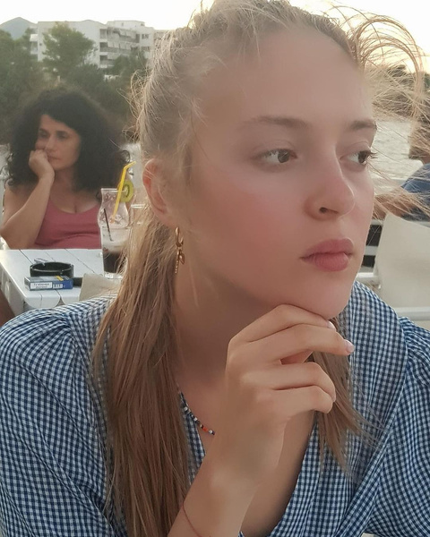 Завидная невеста: 19-летняя внучка Никиты Михалкова выросла настоящей красавицей