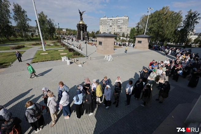 Верующие с пониманием относятся к ожиданию  | Источник: Наталья Лапцевич
