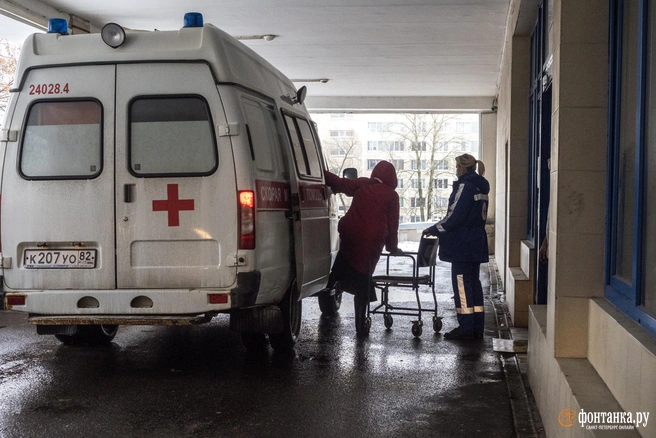 Пациент не мог глотать, а в положении лежа и вовсе задыхался | Источник: Михаил Огнев / Fontanka.ru