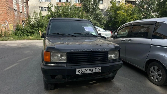 У автомобиля Range Rover номера Пермского края | Источник: документы мэрии
