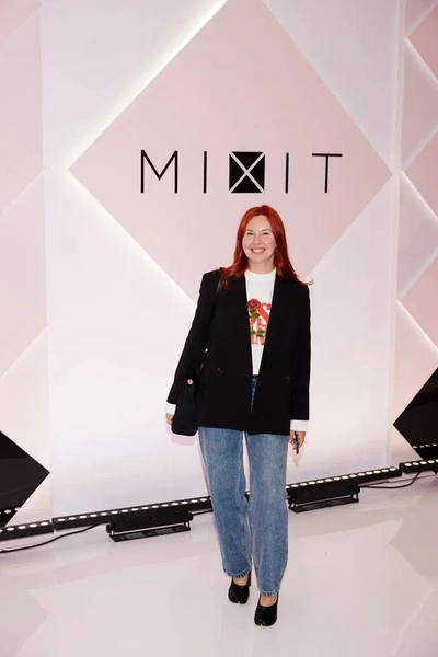 Дарья Суставова