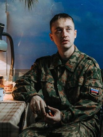 Психологический разбор сериала «Аутсорс»: реальные портреты героев и суть сюжета | Источник: Кадр из сериала «Аутсорс»