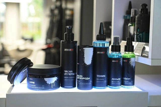 В сети разработали фирменную косметику | Источник: Дмитрий Емельянов