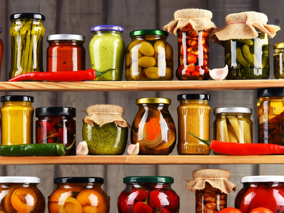 11 универсальных заготовок, которые превратят любое блюдо в шедевр | marieclaire.ru