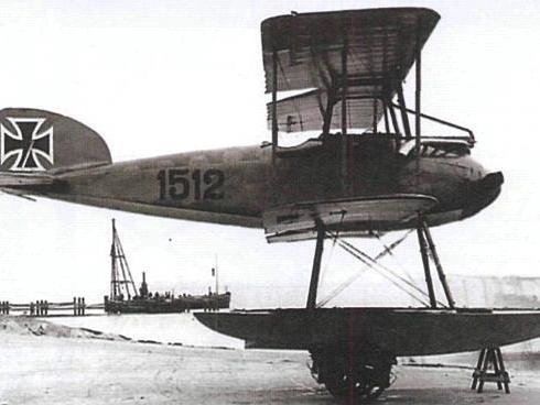 Немецкий гидросамолет «Альбатрос» — угроза для «Авроры» в 1916 году | Источник: Из фондов ЦВММ