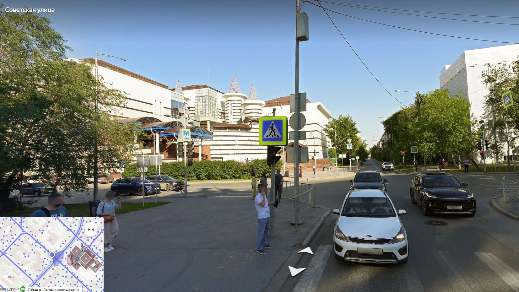 А вы как к зданию музея относитесь?  | Источник: yandex.ru