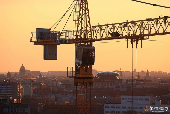 Петербургские стройки держат удар. Что спасает городских девелоперов от кризиса на рынке | Источник: Сергей Михайличенко / «Фонтанка.ру»