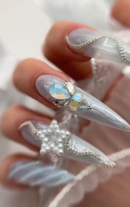 Источник: nastyakillur_nails / Instagram.com (экстремистская организация, деятельность запрещена на территории РФ)