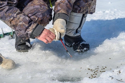 Алтайские рыбаки раскрывают мартовские рыбные места