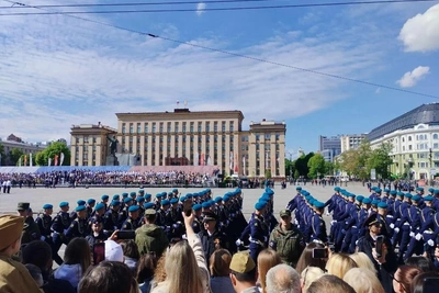 Отмена парада, отопление, уход Кстенина: дайджест 4 мая