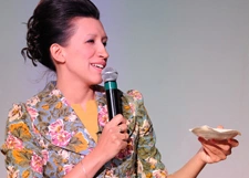 Елена Борщева приглашает посмеяться от души