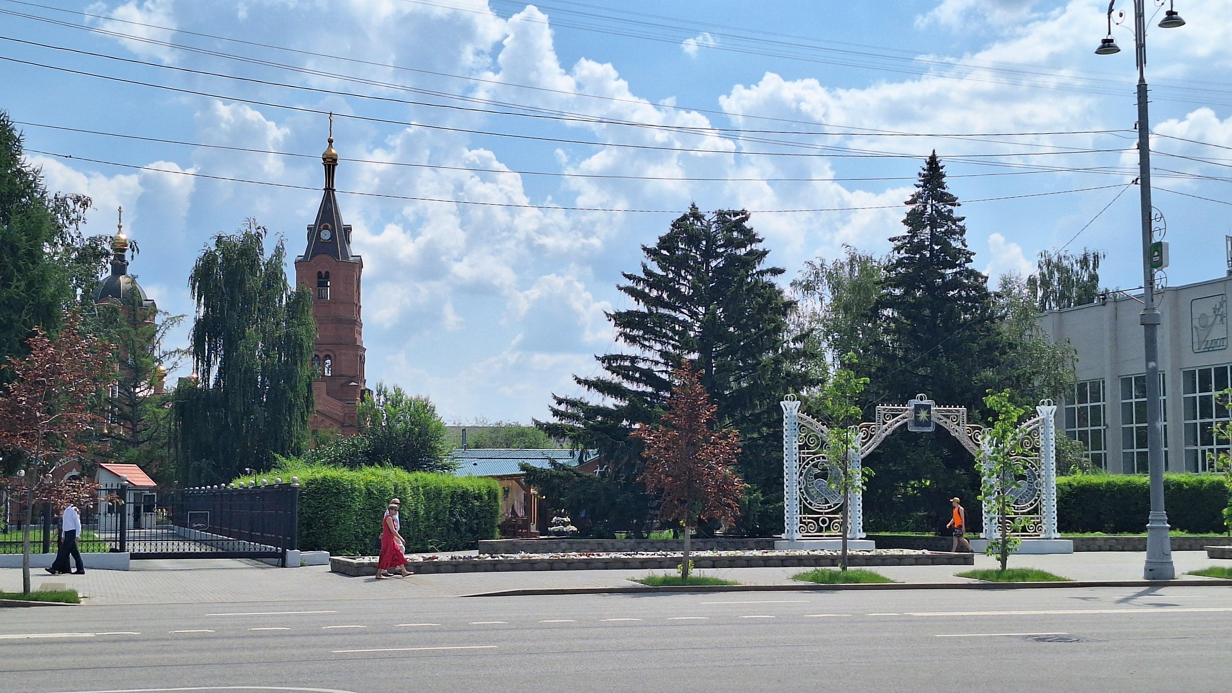 Поменяют одну плитку на другую: в центре Кургана обновят тротуары за 11 миллионов