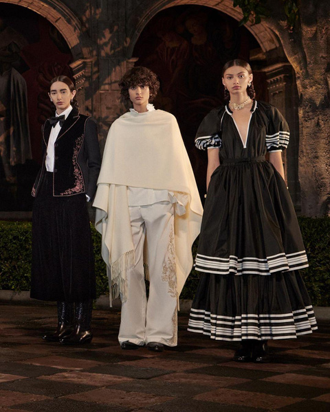 Мексиканские страсти: 3 главных тренда с круизного показа Dior в Мехико