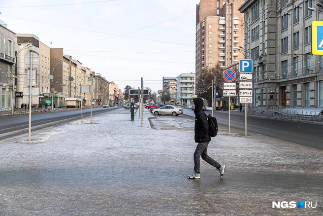 В Новосибирске в ближайшие дни возможен гололёд | Источник: Александр Ощепков / NGS.RU