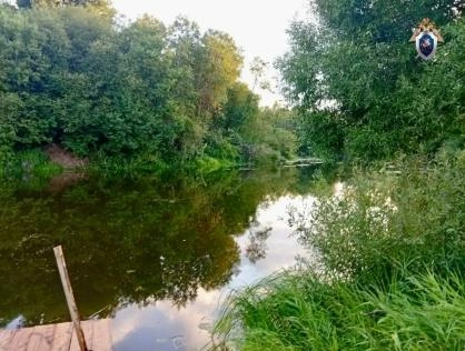 В Кировской области следователи проверяют гибель мужчины в пруду | Источник: kirov.sledcom.ru